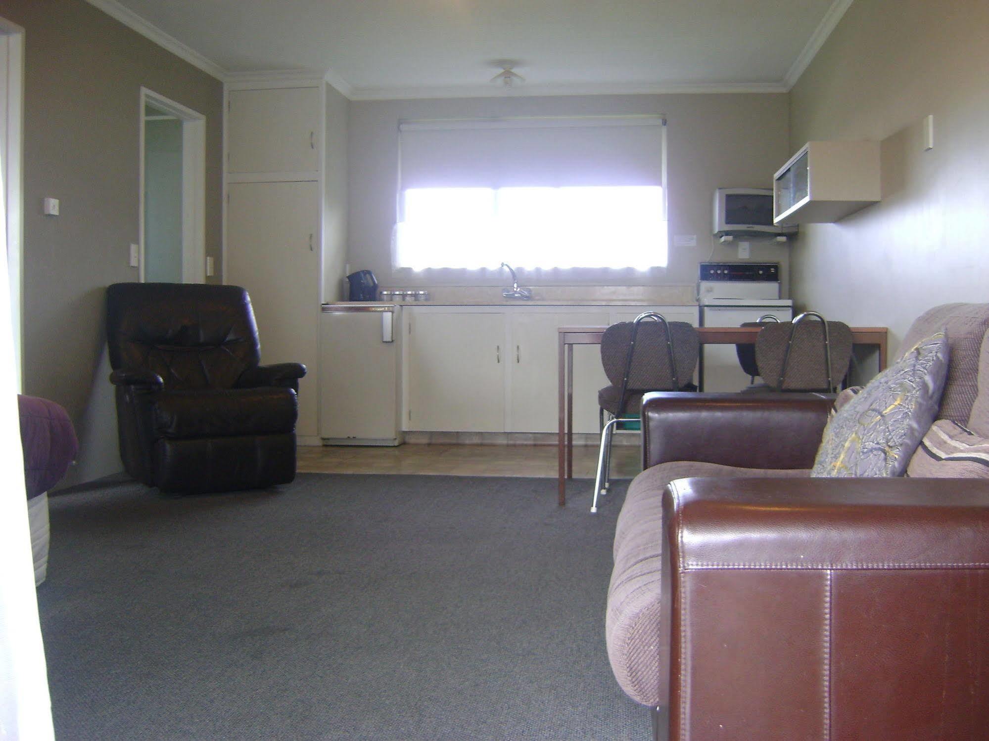 Avenue Motel Oamaru Bagian luar foto